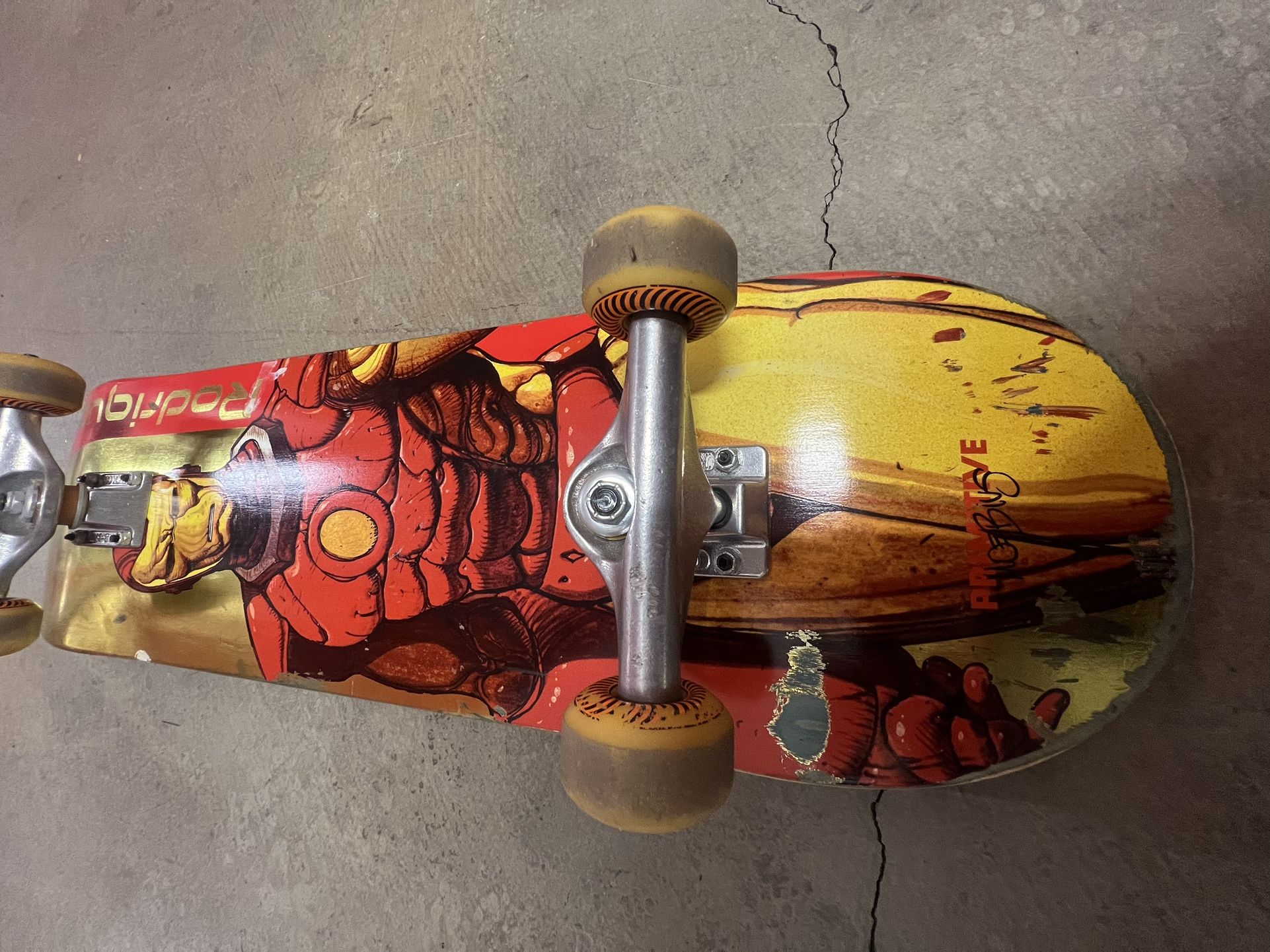 PRIMITIVE x MARVEL x MOEBIUS RODRIGUEZ IRON MAN DECK 2020