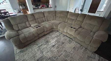 Large Sectional Recliner Sofa with Cup Holders