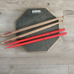 Evans Real Feel Practice Drum Pad |Zildjian Drumsticks & Innovative Percussion