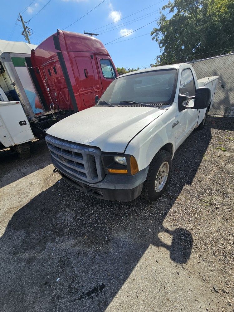 BAD MOTOR/ FORD F250 Utility Tow It Out !! Yours For $2400 Clean Title
