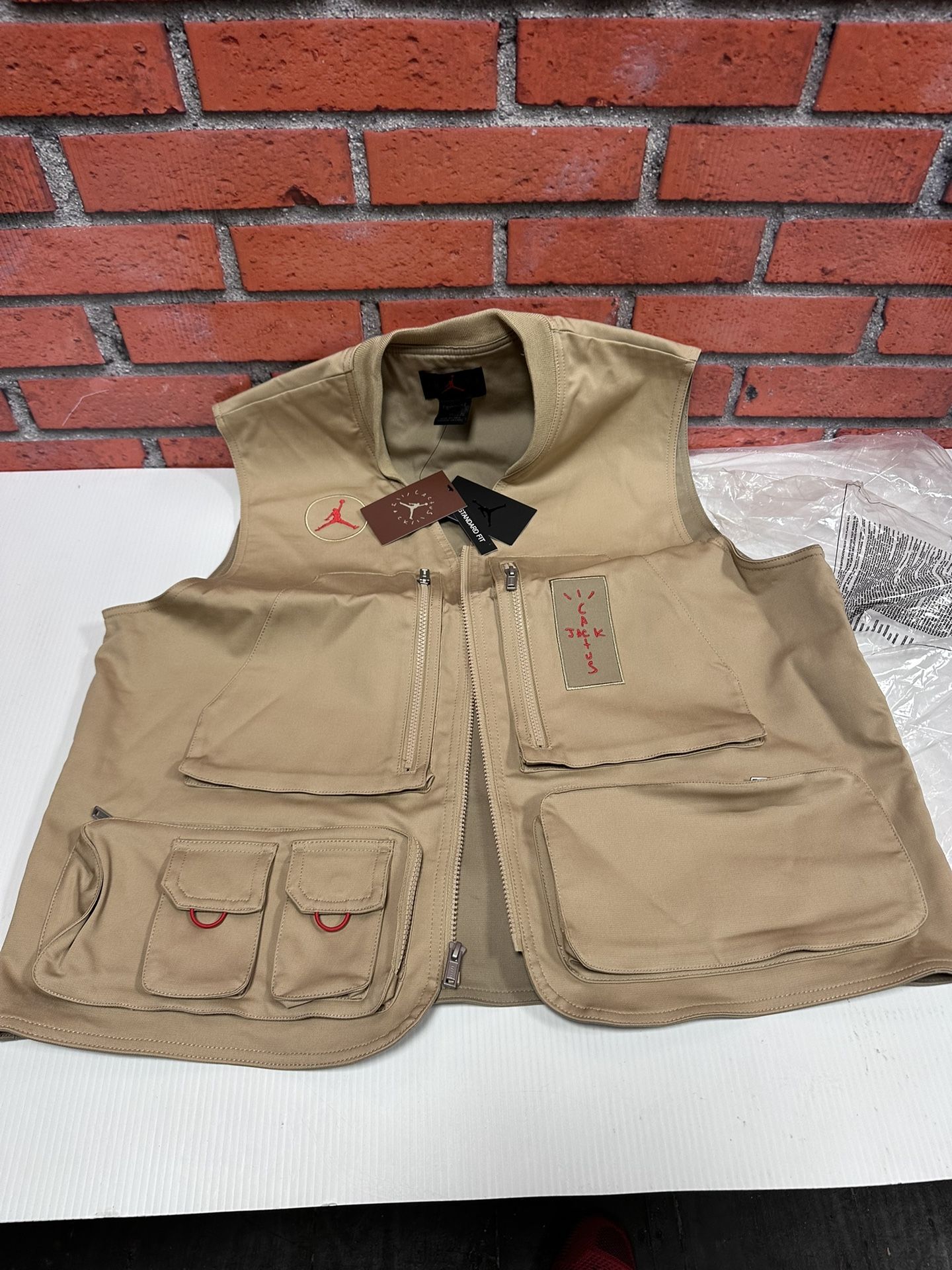メンズウェア Air Jordan x Cactus Jack Utility Vest XL Buy Cactus Jack by Travis Scott x Jordan Utility Vest