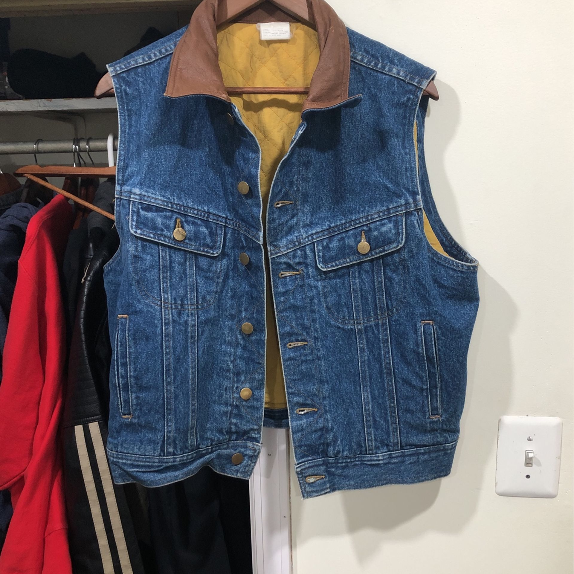 70’s Vintage Jean Vest With Leather Collar Small-medium 