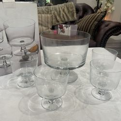 Spectrum Contemporary glass trifle bowl set with 4 individual serving cups.