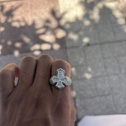 Cross Moissante Ring !!!