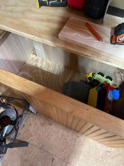 Toy/storage chest