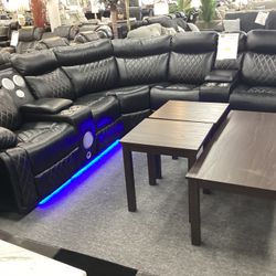 Sectional $1,499 
