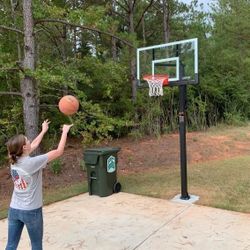 Lifetime 54 inch in ground basketball hoop adjustable basketball court