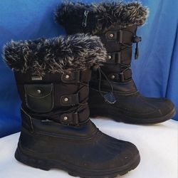 Dream Pairs Girls Waterproof Snow Boots Size 4 $15
