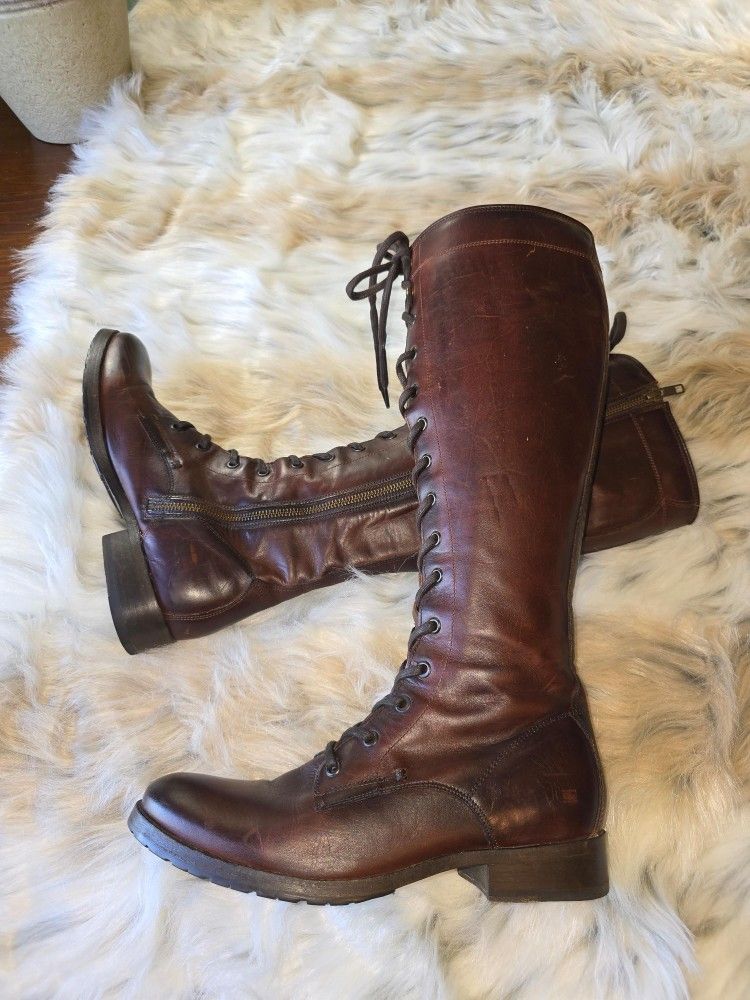 FRYE AND CO. Women's Lace Up Boots - Brown