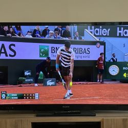 Sony Bravia 55” TV