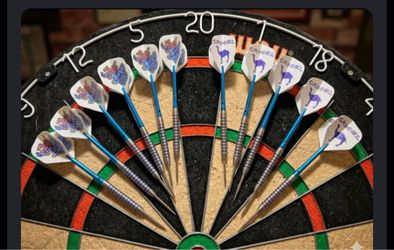 Joe Camel & Camel Cigarette Set of 12 Steel Tip Darts -64th St & Bell