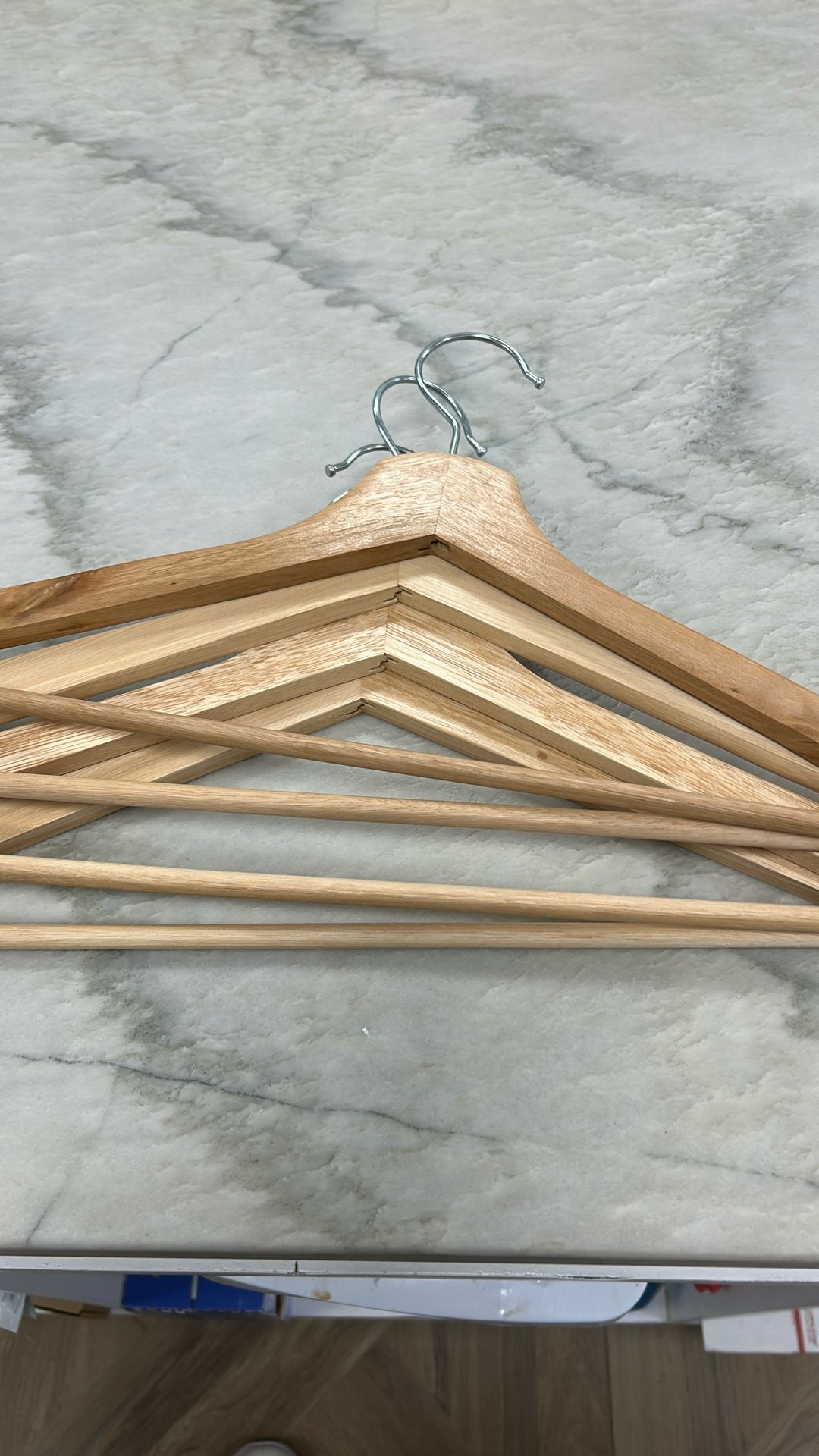 100 Wooden Hangers