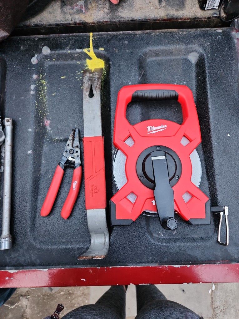Milwaukee 100ft Meteo Mire Cutter And Chiva