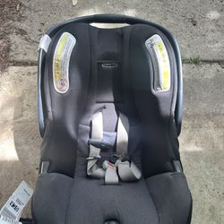 Infant Car Seat Keyfit 35 