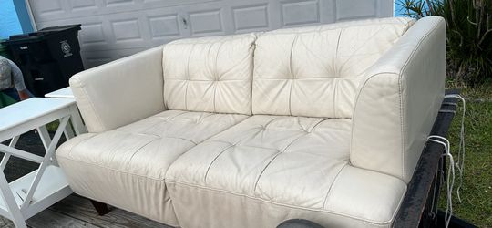 Loveseat, off-white