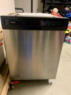 Working Dishwasher