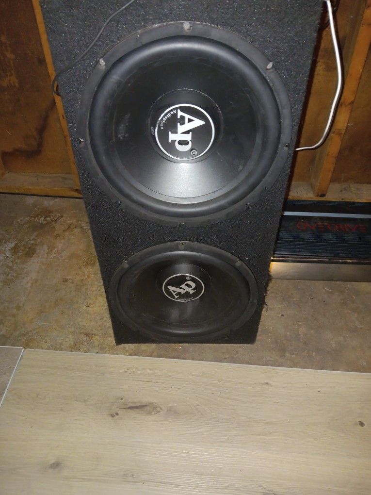 2 /12 Speaker and 2 amp And Flip down t v