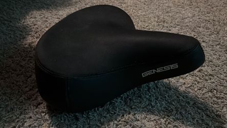 Genesis wide bike seat