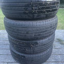 4 used 225/60R18 michelin tires 
