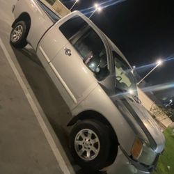 2005 Nissan Titan