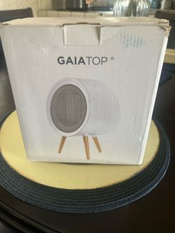 New GAIATOP Mini Portable Space Heater w/ Box – Compact Ceramic Desk Heater