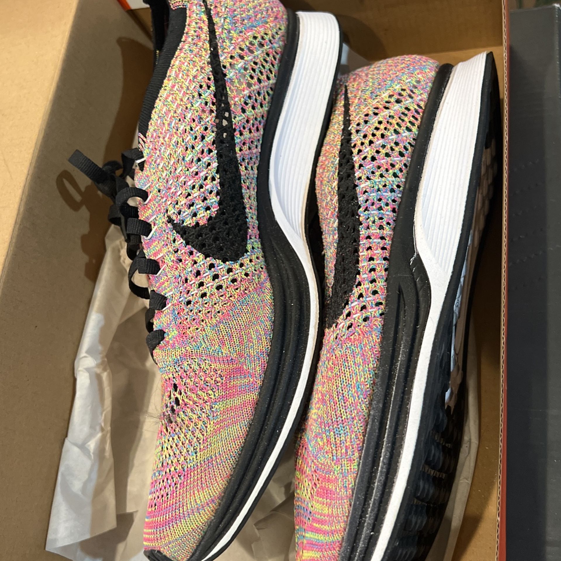 Nike Flynit Racer Size 9 Slightly Used