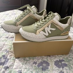 Michael Kors Sneakers