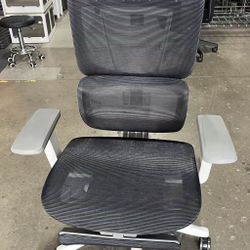 ✌️ Ergonomic Office Chair, Office Chair with 3D Lumbar Support, Mesh Chairs with Rotation Arm & Adjustable Headrest,  Tilt Function, Black(with Footre