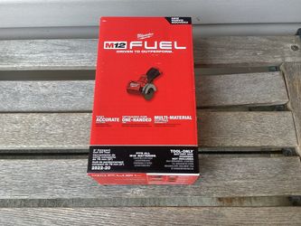 Milwaukee M12 FUEL 12V Lithium-Ion Brushless Cordless 3 in. Cut Off Tool.  Brand NEW.  Tool Only.   NUEVO.