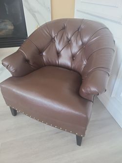 Brown chair