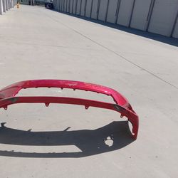 12 to 14 front bumper toyota camry le ( oem)