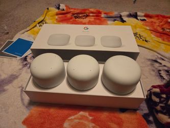 Google nest Wifi router and 2 access points