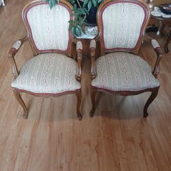 Set Of 2 Antique Armchairs 
