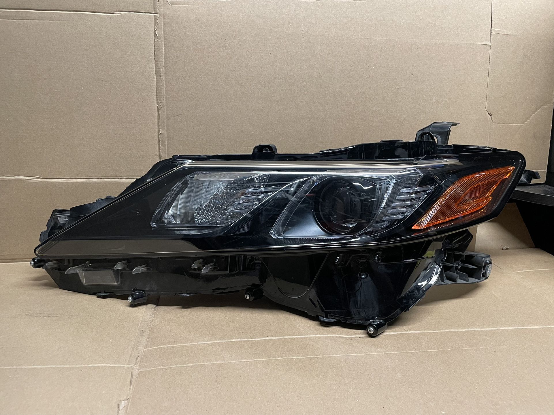 2018-2024 Toyota Camry Headlight Bi-LED Left Driver Side Genuine OE