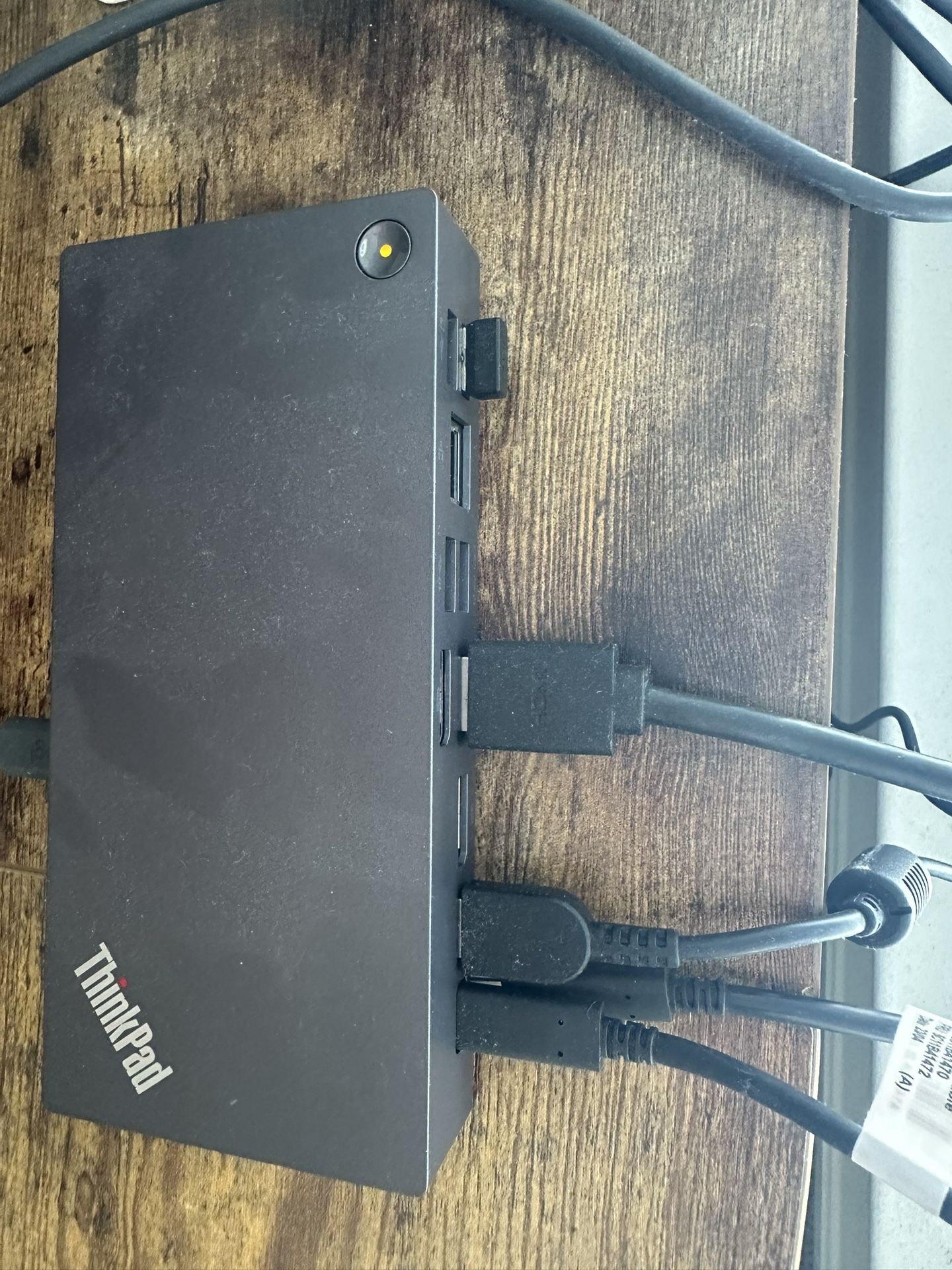 ThinkPad Universal USB-C Dock v2