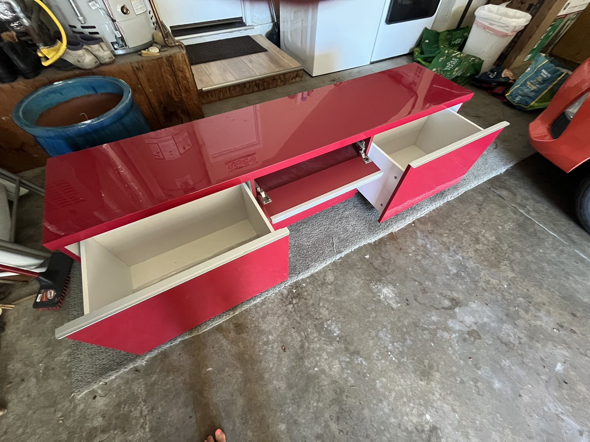 Media Storage Unit
