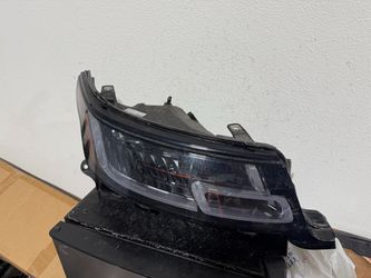 RANGE ROVER SPORT RIGHT HEADLIGHT 2020 