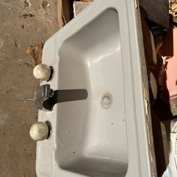 Vintage Universal Rundle 1950’s Grey Sink And Toilet 