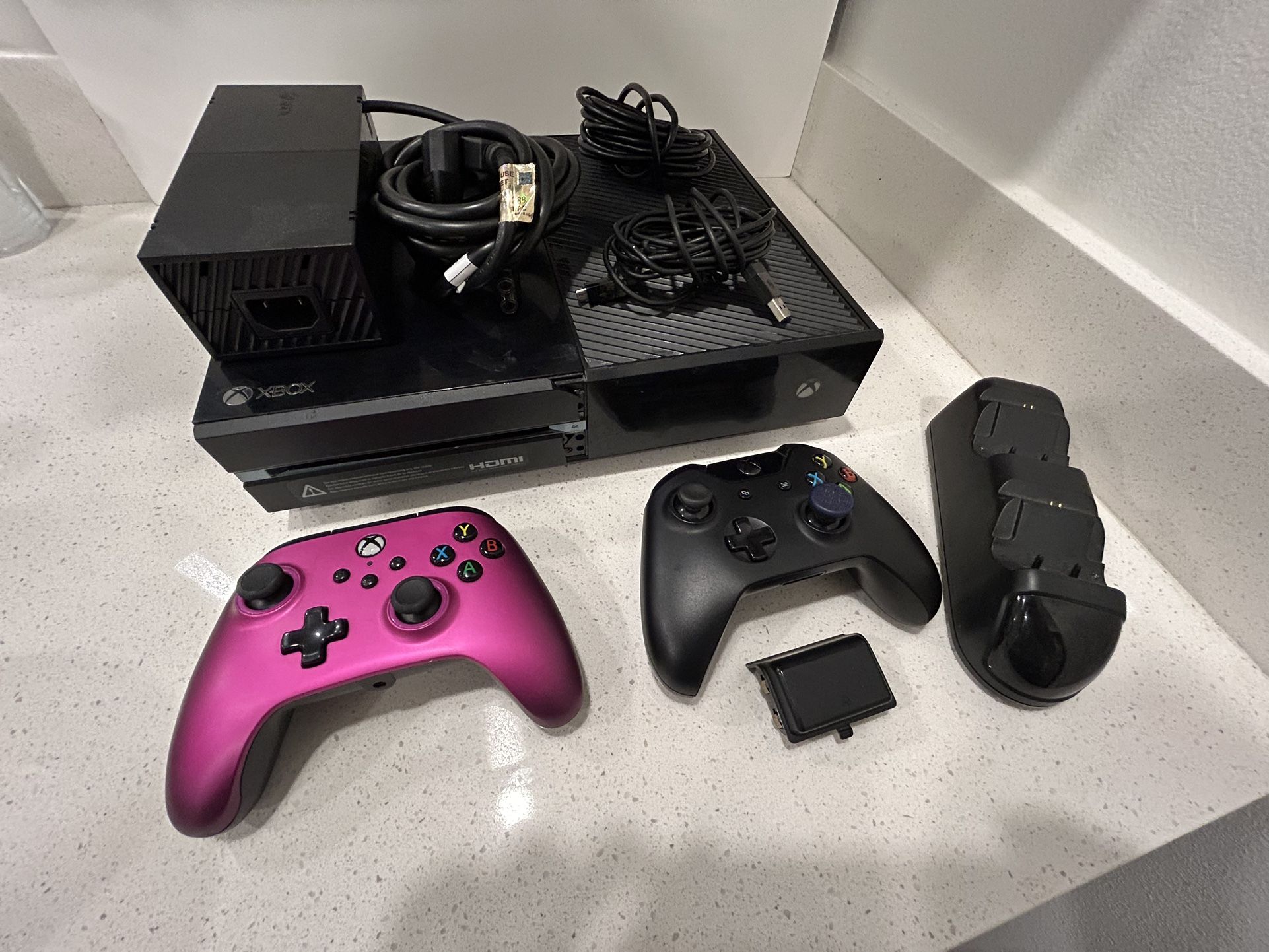 Xbox One With Controllers