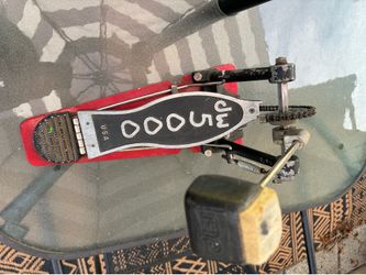 DW 5000 Single Kick Drum *used pedal