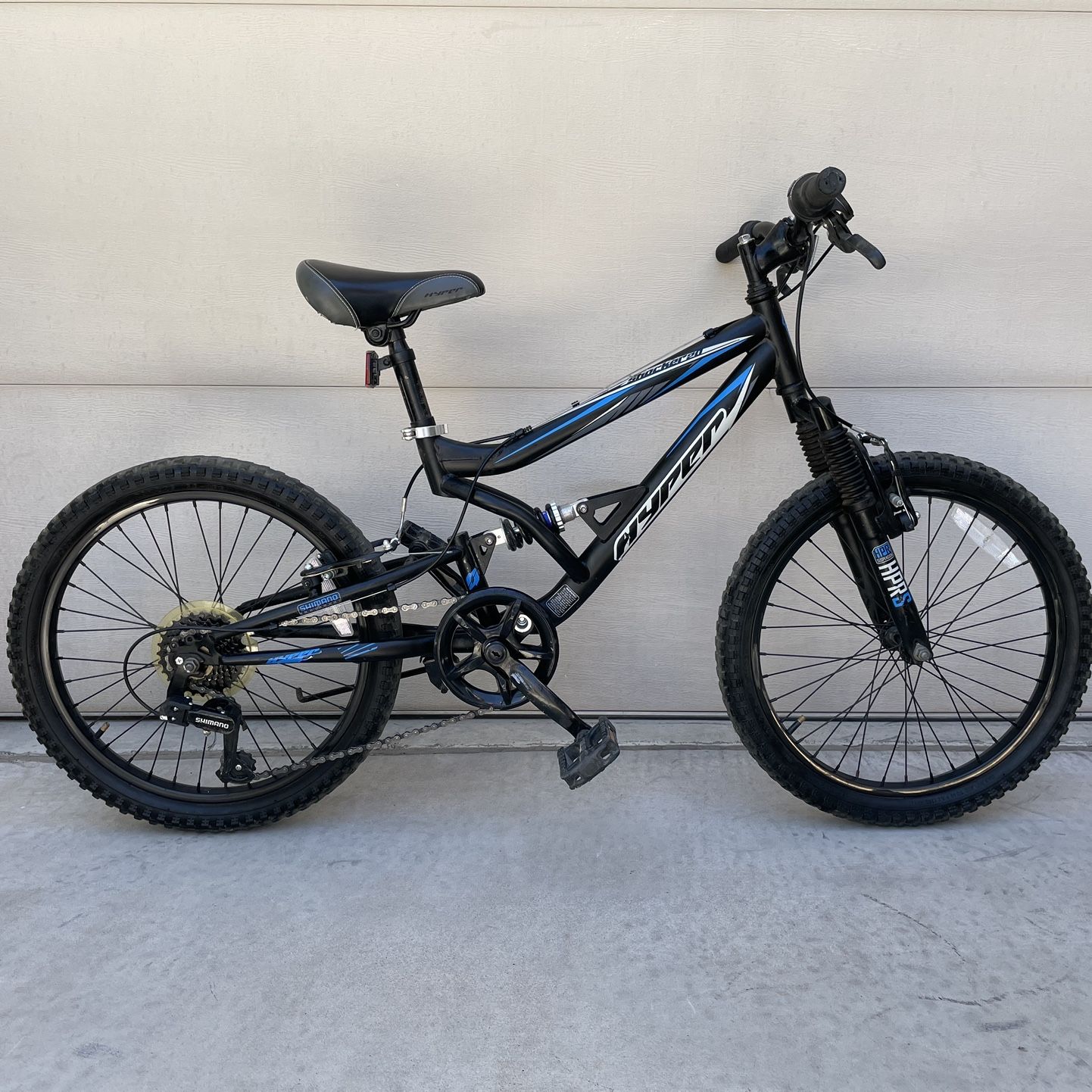 Hyper shocker 20 mountain bike hotsell