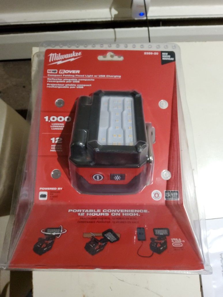Milwaukee M18 Rover Compact  Flood LightBrand New In Packaging