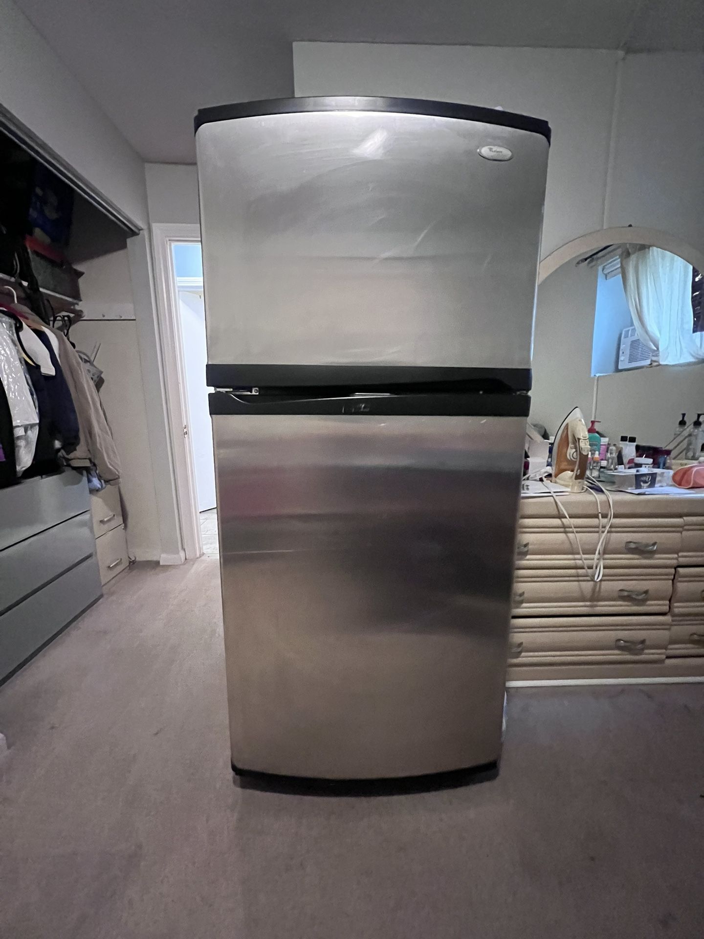Refrigerator for quick sell