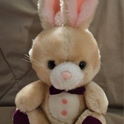 VALENTINES  DAY VTG RUSS BERRIE & CO  " BO "  TEDDY BEAR PLUSH TOY 