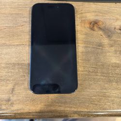 iPhone 15 Pro - unlocked 
