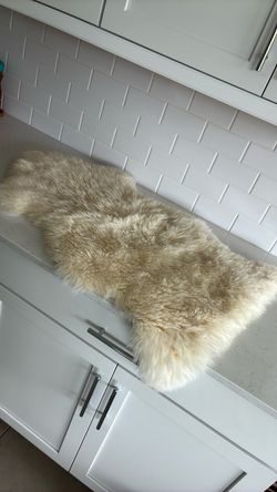 Genuine sheep skin rug 2 x 3’