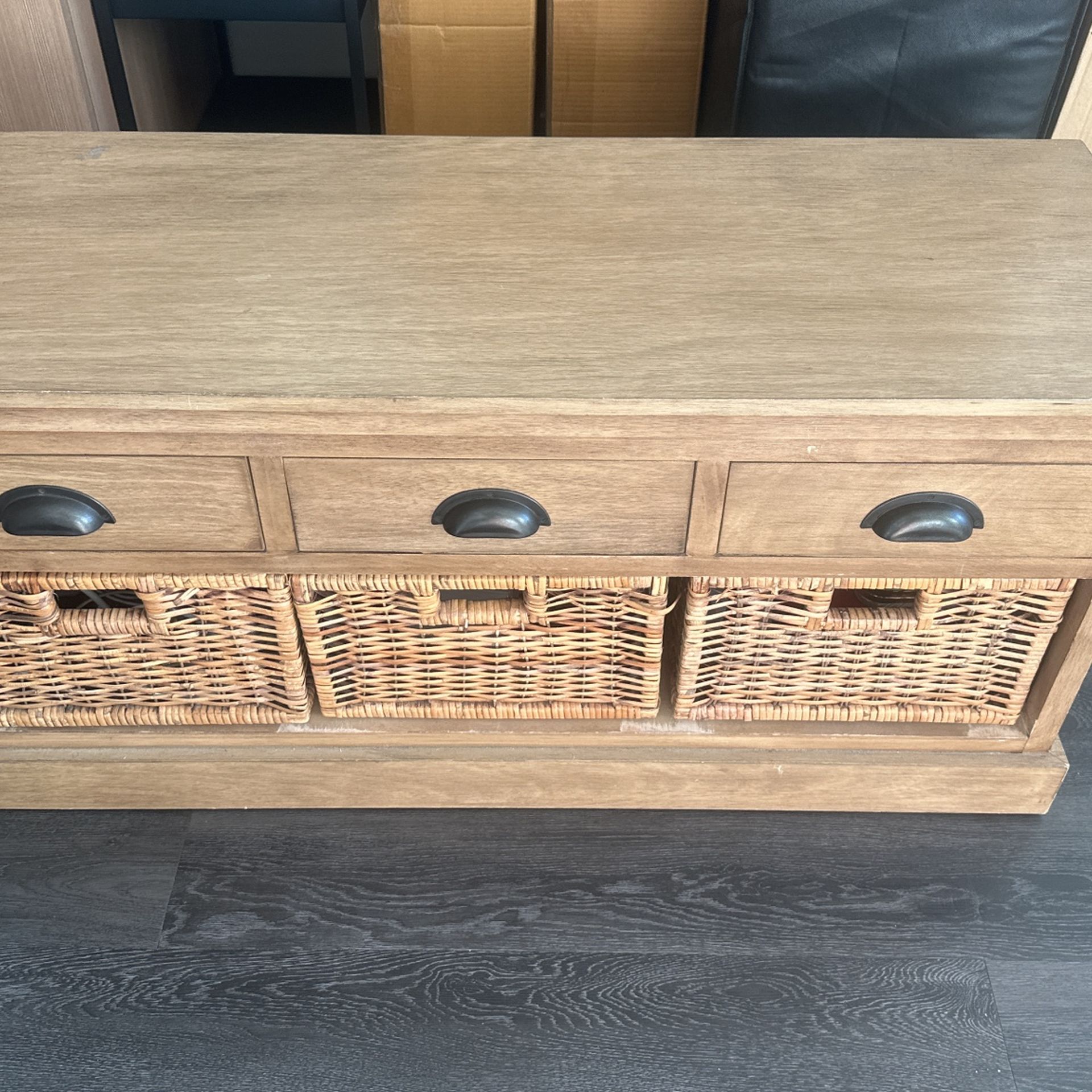 Console/End Table/bedroom Furniture