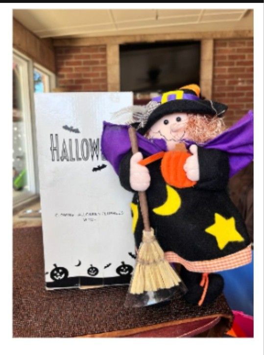 Glowing Halloween Plushie Witch