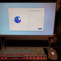 DELL Inspiron Desktop w/ Keyboard and Mouse