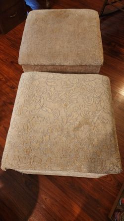 Pair of ottomans on wheels
